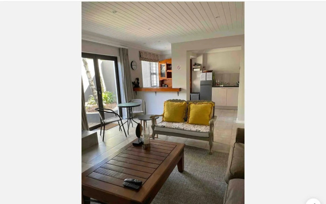 Rueby’s Apartment 101