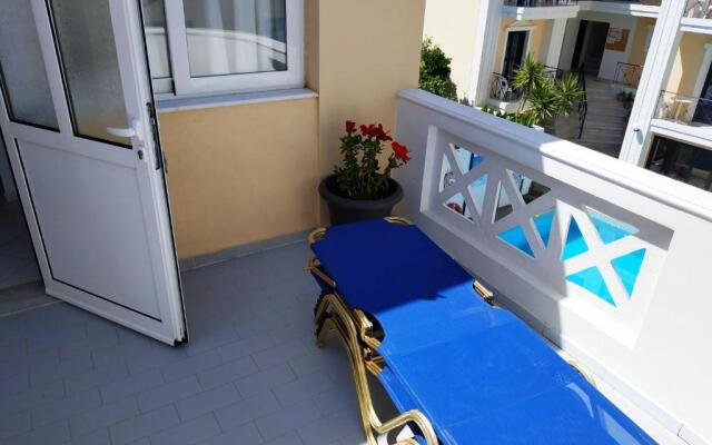 A Studio With Balcony