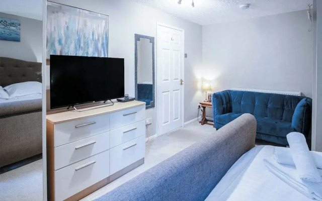 Lundy Lodge 1 Bedroom Annex Rhossili