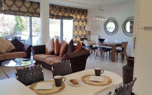Arianna 2bd Villa