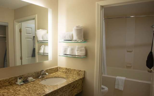 Hawthorn Suites BY Wyndham Erie