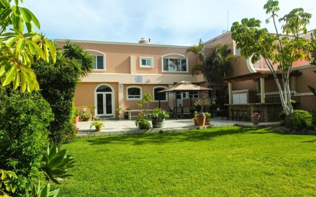 La Casa Rosa