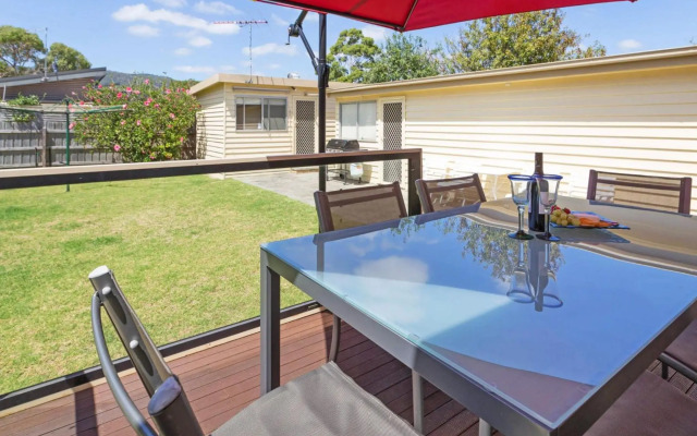 Renovated Beach Beauty - Rosebud