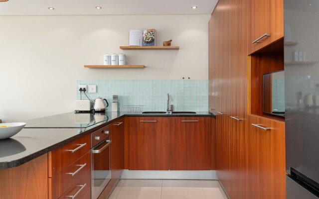 Eden on the Bay 229 - Adults Only