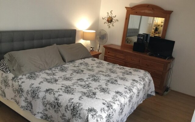 Sea Sands 104