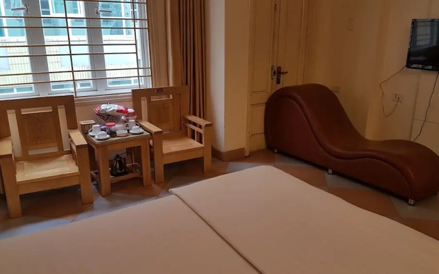 Spot On 925 Phuong Mai Hotel