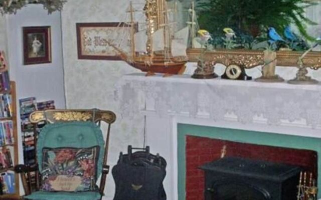 Nichols Guest House B & B