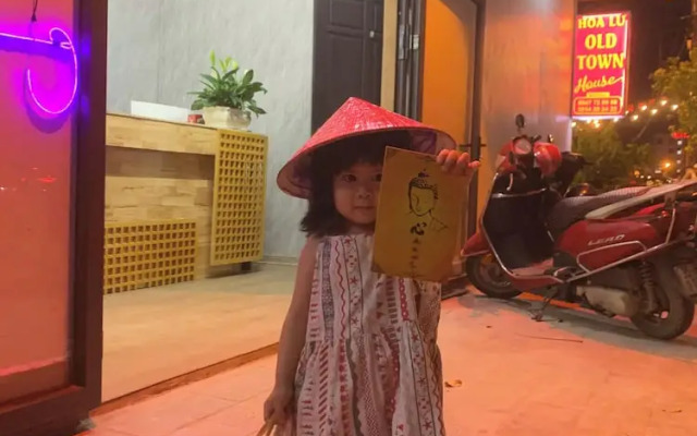Hoa Lư Old Town House