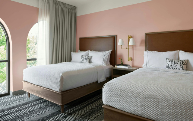 The Memphian, a Tribute Portfolio Hotel