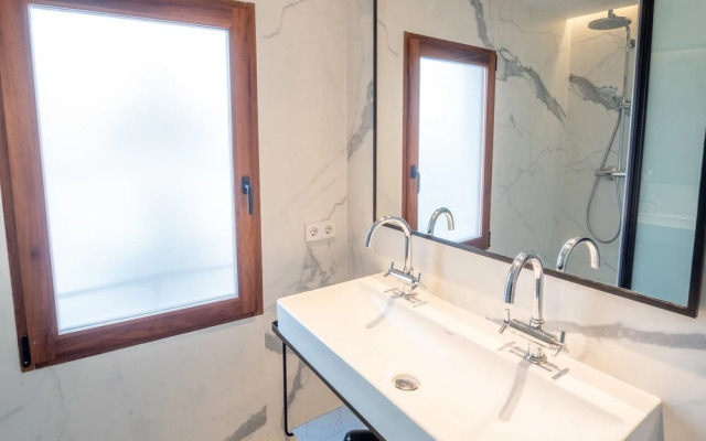 Es Palauet 1 Suites Apartment