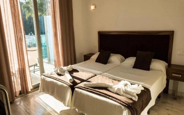 Portodrach Aparthotel & Suites