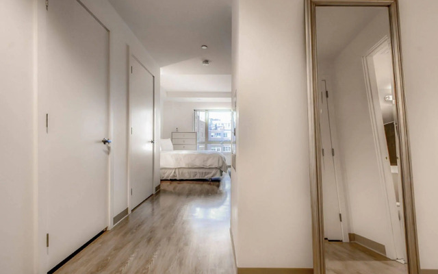 Global Luxury Suites at The Theatre District