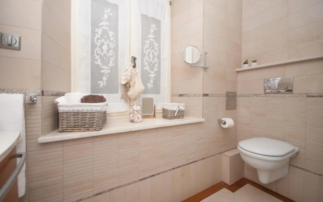 Old Square "Stone Pearl"