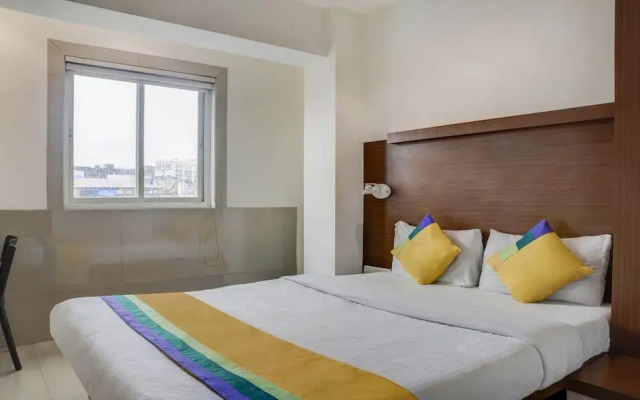 Everest Lodging By Treebo