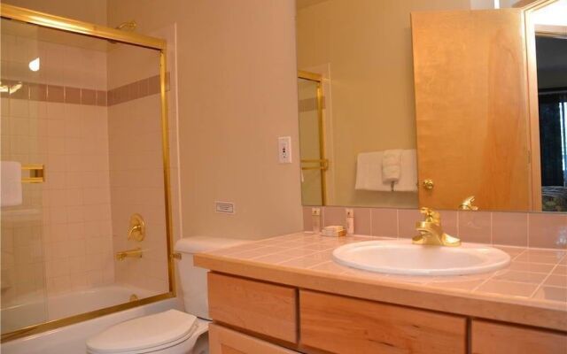 Chimney Ridge Townhomes Unit 504 by RedAwning