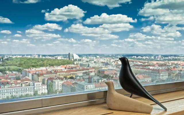 Sky Suite Hotel
