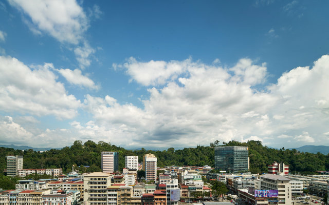 Le Meridien Kota Kinabalu