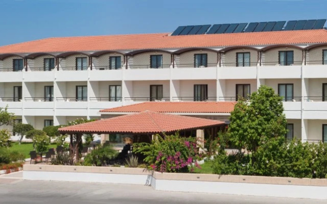 Matoula Beach Hotel
