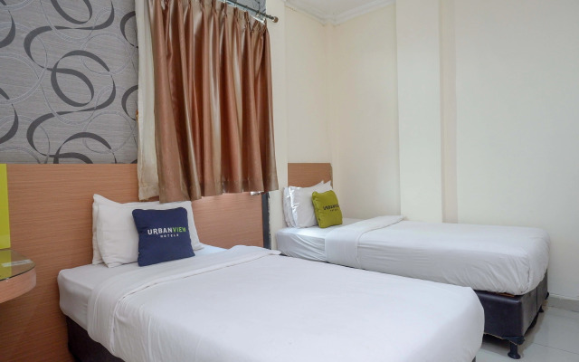 Urbanview Hotel Capital Makassar