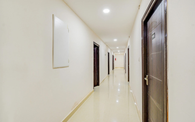 Super Townhouse Golden Temple Manikonda