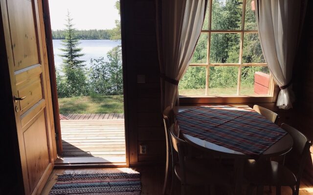 Lentiira Holiday Village