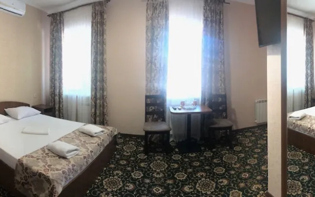 Hotel LaMa 2