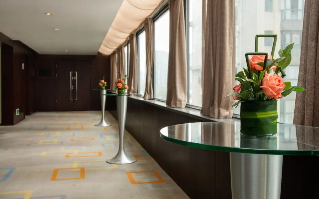 Holiday Inn Express Chengdu Wuhou, an IHG Hotel