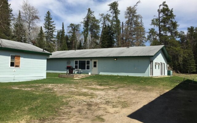 The Hotel at Falcon Lake