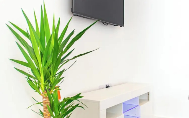 Sheffield City Apartment Retreat