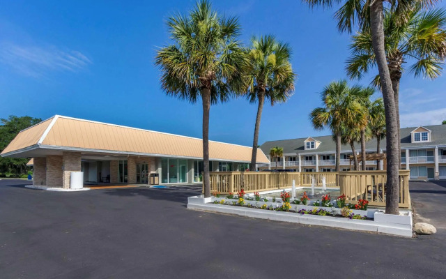 Quality Inn & Suites