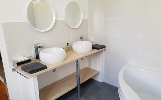 Le Domaine Du Haut Preau