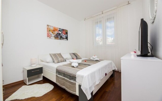 Bosiljka-comfortable and Modern - A1