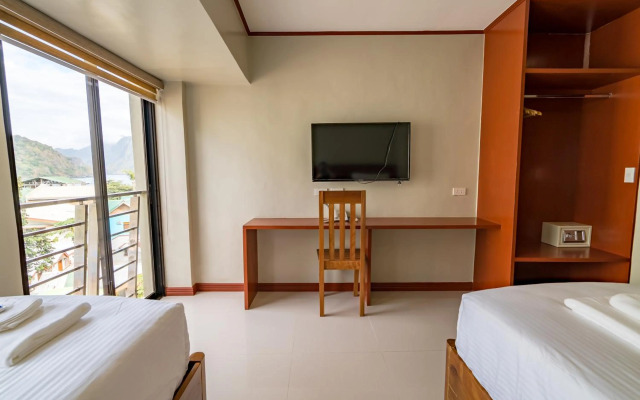Coral Cliff Hotel