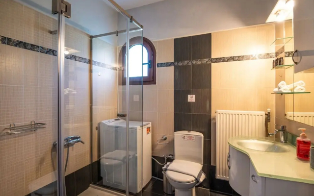 Jennys House in Stroggili