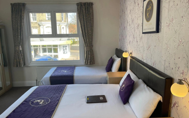 Revado Hotel