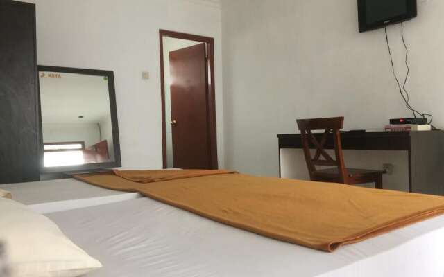 Puncak Camp Hills