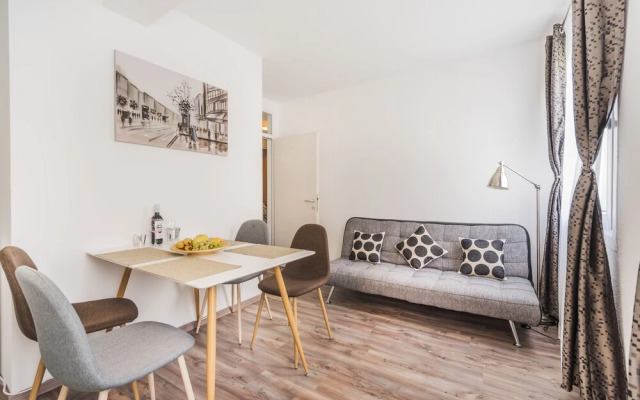 10Min Downtown 3 rooms Parking Metro100m