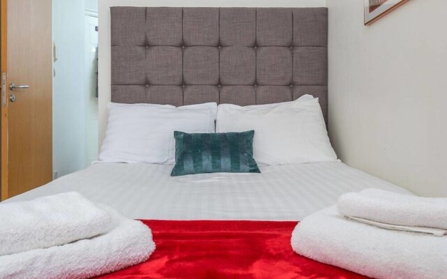 2 bed in Amazing West London Location