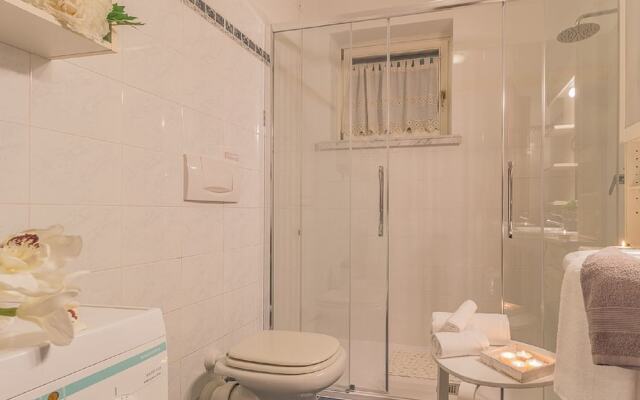 Sunset Flat Varenna Pino