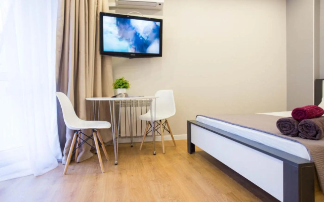 New studio in the city center - Mayakovskogo str. 5-2