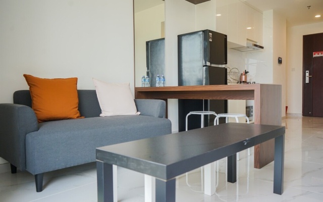 Comfort And Minimalist 2Br At Sky House Bsd Apartment – Guest Rooms – Legok