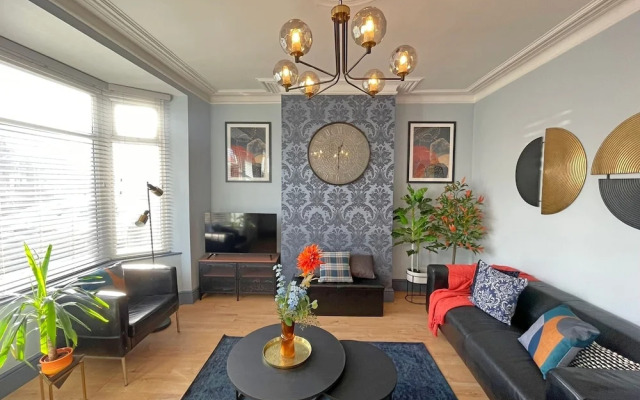Spacious 3-Bedroom House with Parking
