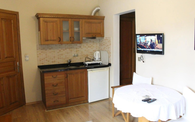 Nirvana Apart Hotel