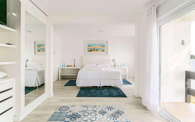 Bela casa frente mar em Santo Antônio CDA1647