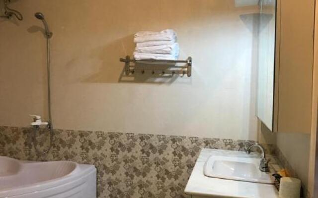 Huong Mai Glamorous Homestay