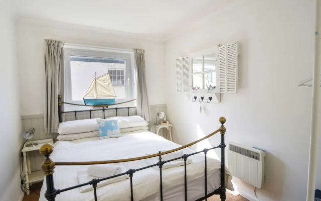 1 Bay View Court
