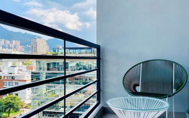 w Amazing 1BR With Balcony in Chico