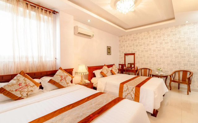 Romeliess Hotel