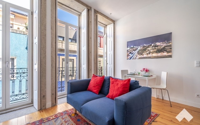 Mrtir1 · Bright Apartment Downtown Porto