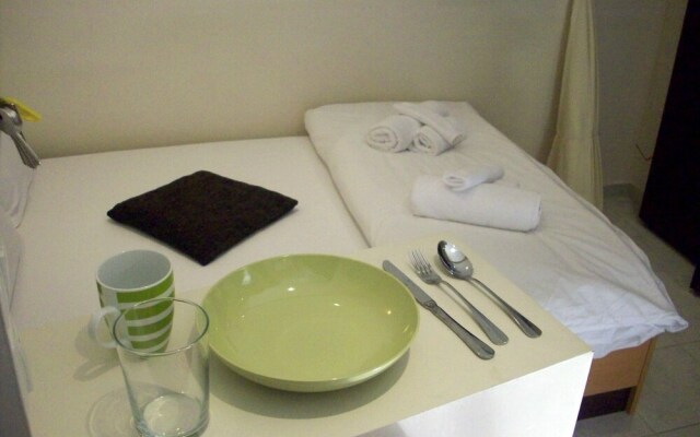 Posto Studio 5 Chania Crete 100 m From the Beach